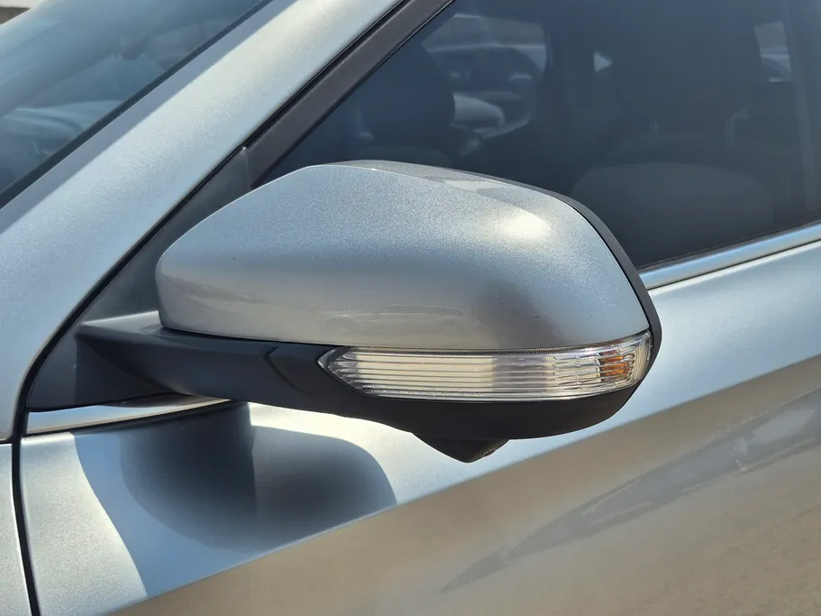 2023 MG ZS LUX 