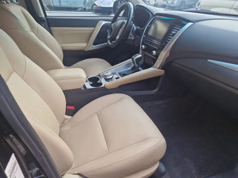 2022 Mitsubishi Montero Sport GLS-LL 