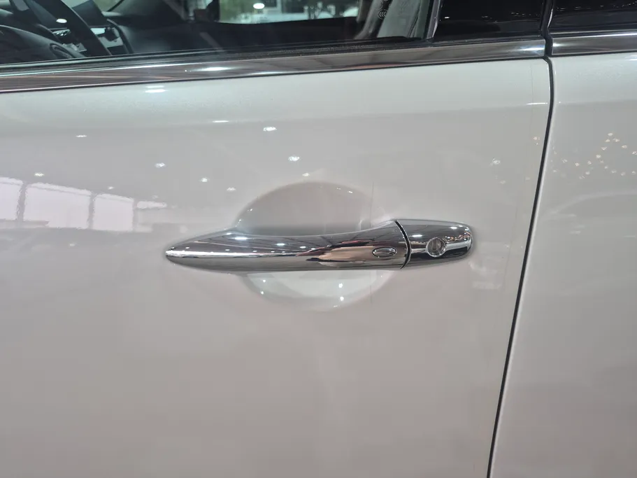 نيسان باترول LE Platinum 2023 