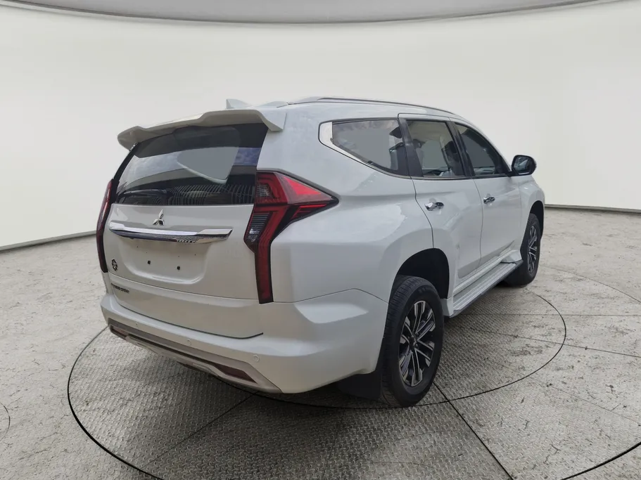 2022 Mitsubishi Montero Sport GLS-LL 