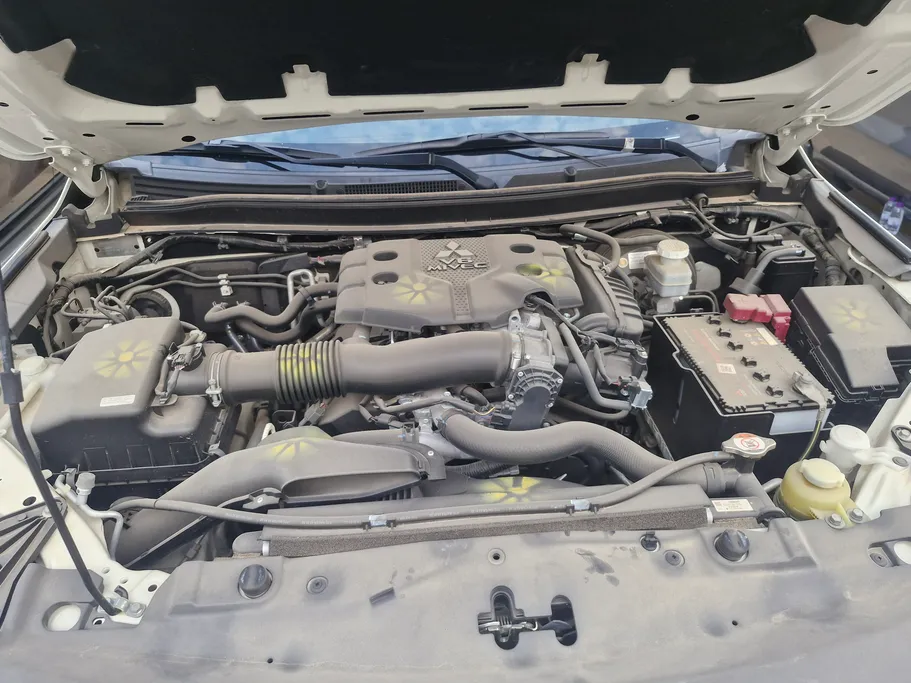 2022 Mitsubishi Montero Sport GLS-LL 