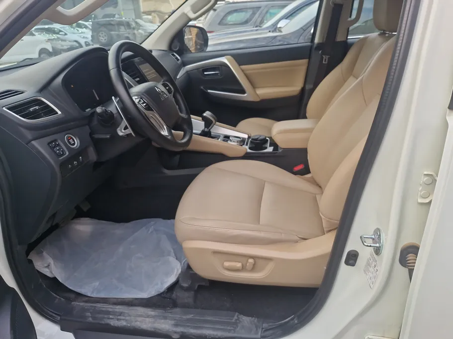 2022 Mitsubishi Montero Sport GLS-LL 
