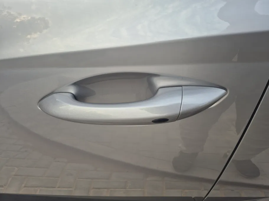 2025 Hyundai Tucson SMART (Two Tone) 