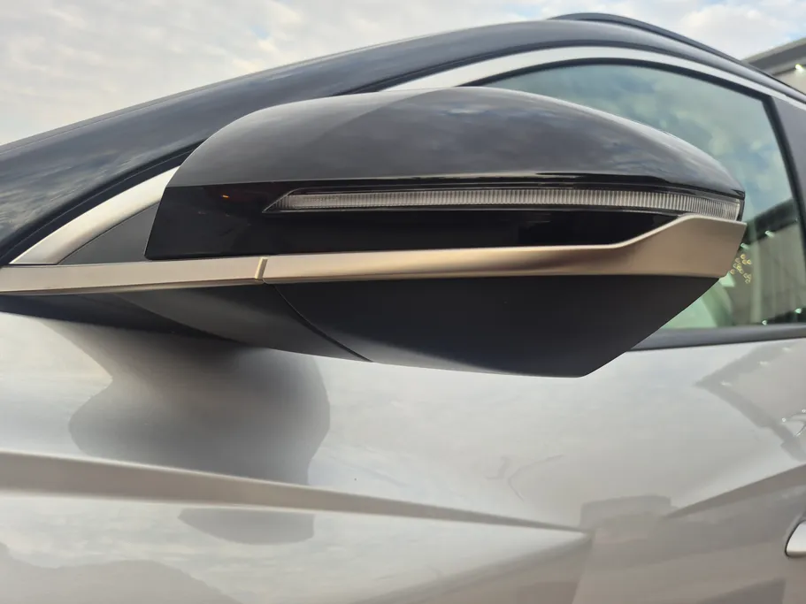 2025 Hyundai Tucson SMART (Two Tone) 