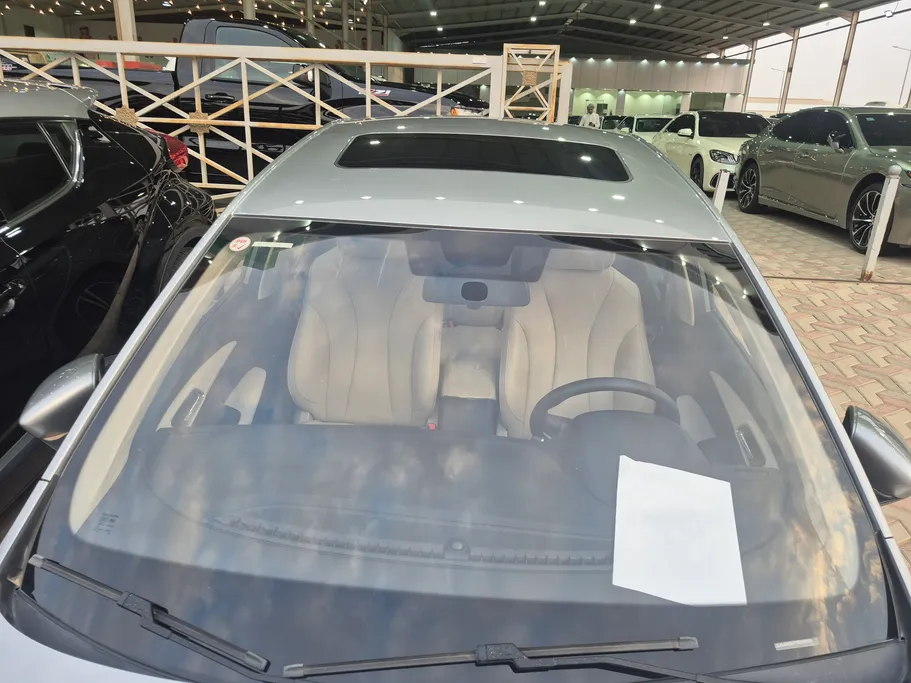 2023 MG 5 LUX 