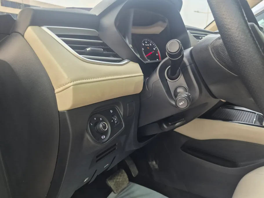 2023 MG 5 LUX 