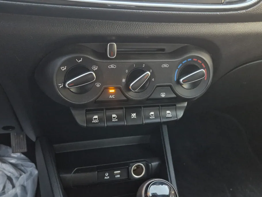 2024 Kia Pegas EX 