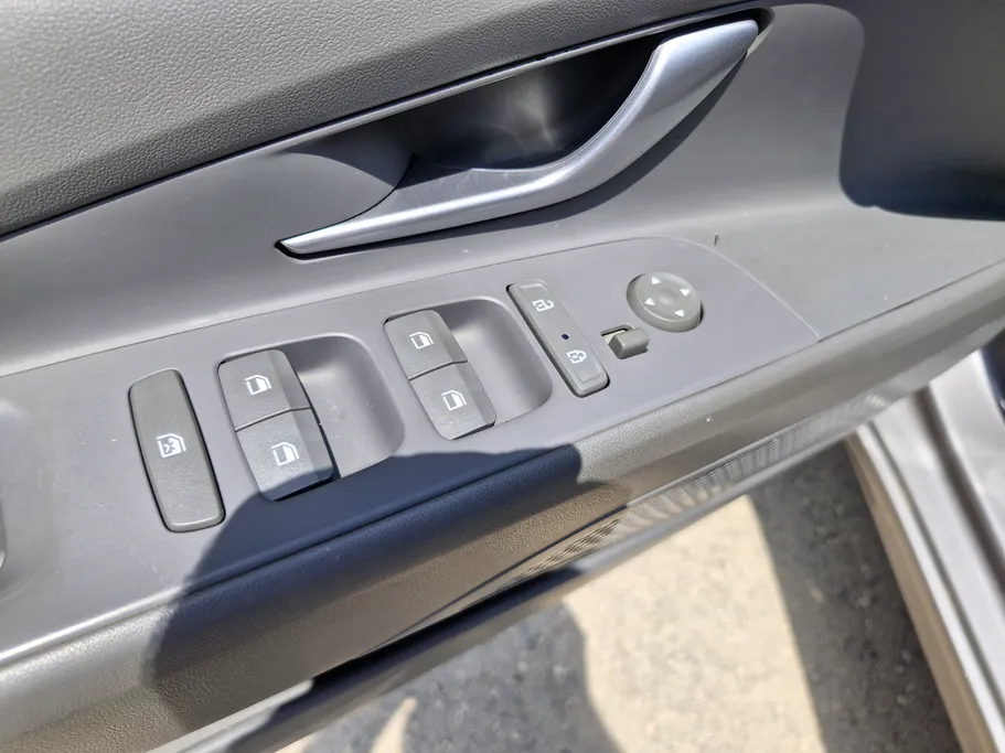 2021 Hyundai Elantra Smart 