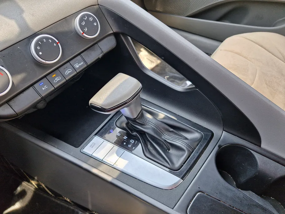 2021 Hyundai Elantra Smart 