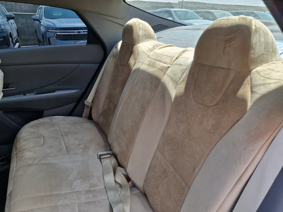 2021 Hyundai Elantra Smart 