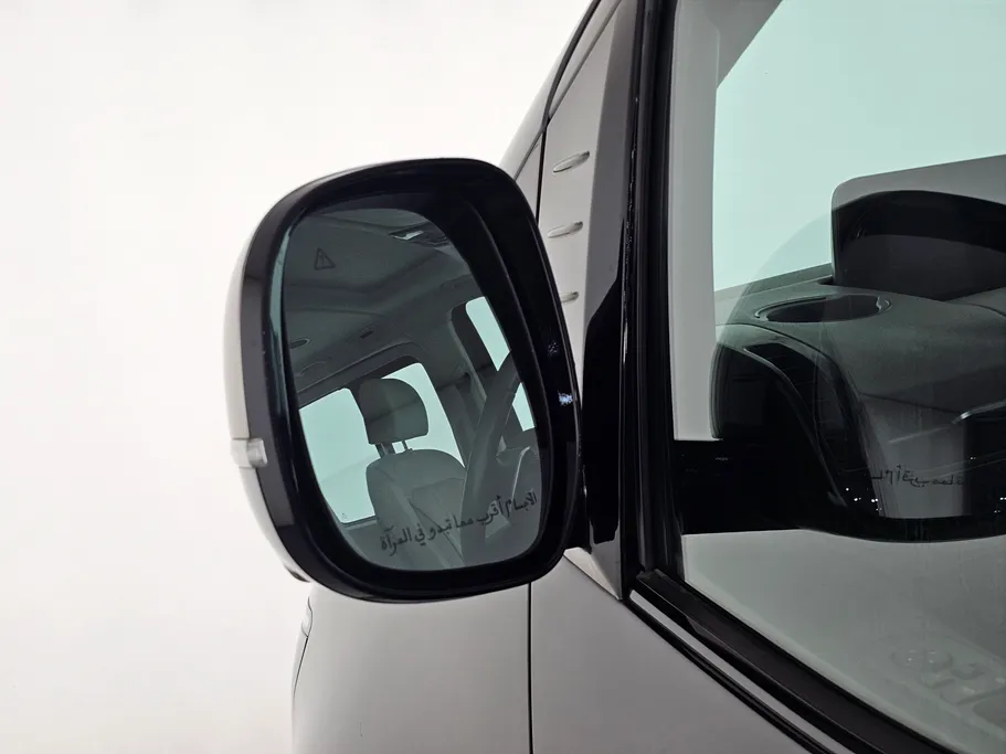 2024 Hyundai Staria LUXURY 9 ST 