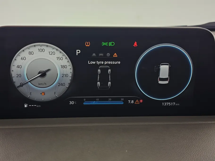 2024 Hyundai Staria LUXURY 9 ST 
