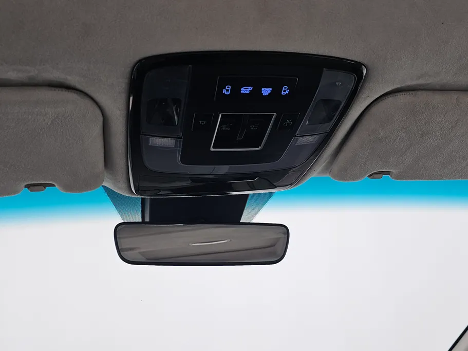 2024 Hyundai Staria LUXURY 9 ST 