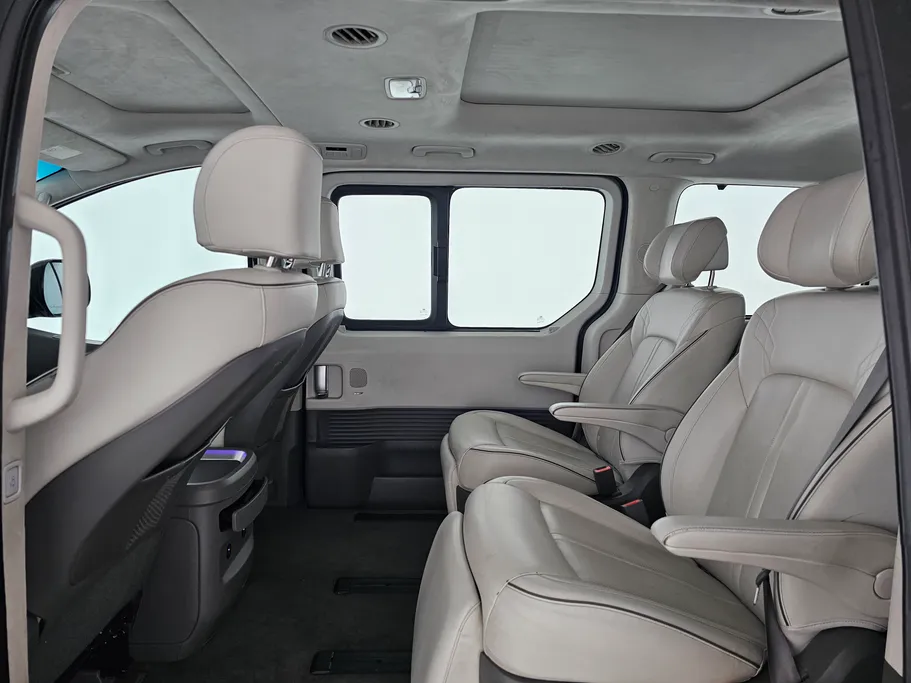 2024 Hyundai Staria LUXURY 9 ST 