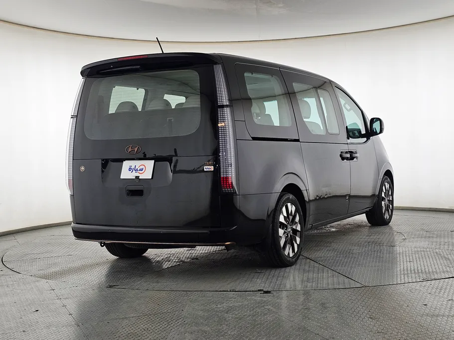 2024 Hyundai Staria LUXURY 9 ST 