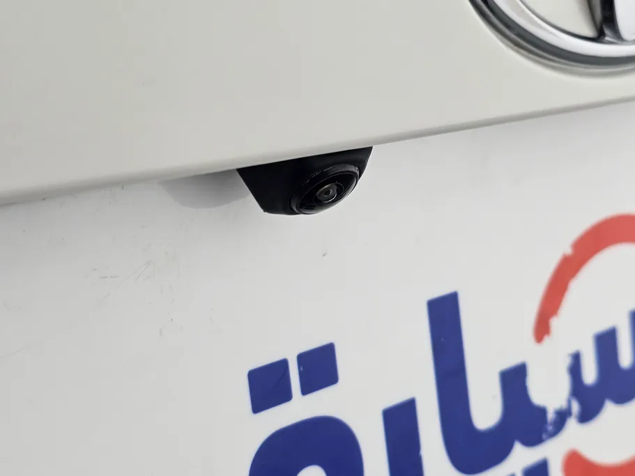 تويوتا راف فور LE 2021 