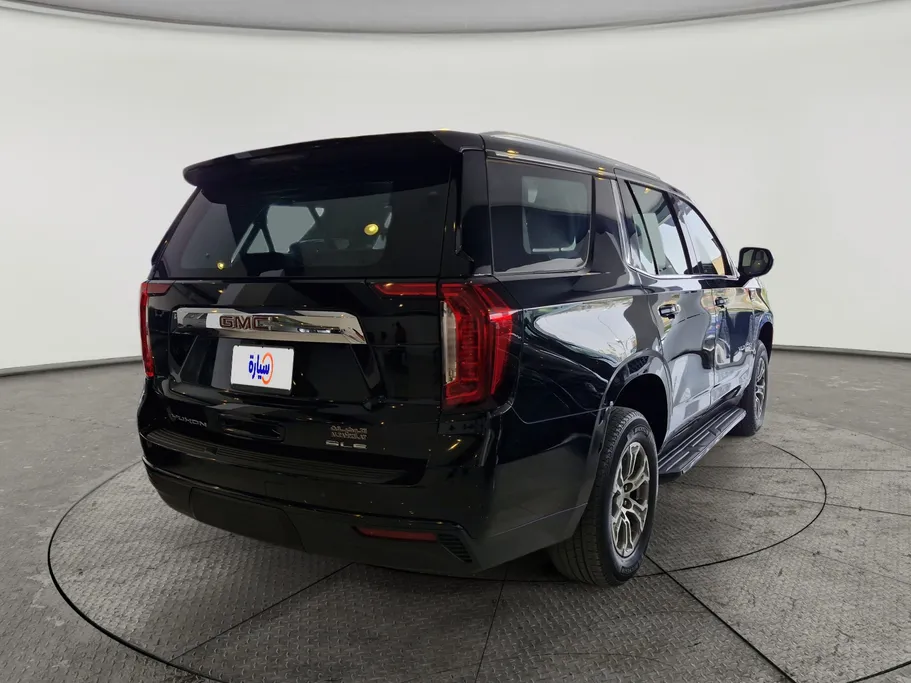 2024 GMC Yukon SLE 