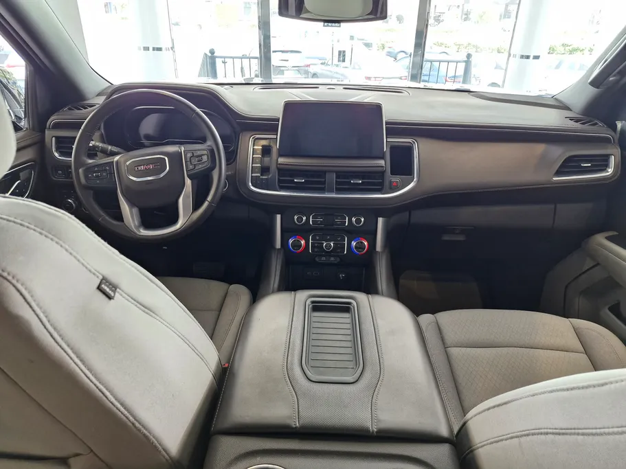 2024 GMC Yukon SLE 