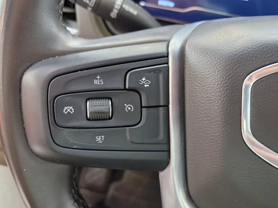 2024 GMC Yukon SLE 