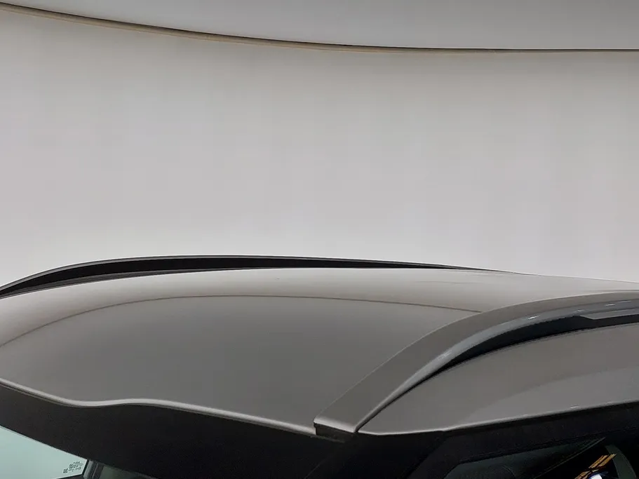 2023 كيا Carens LX S2 