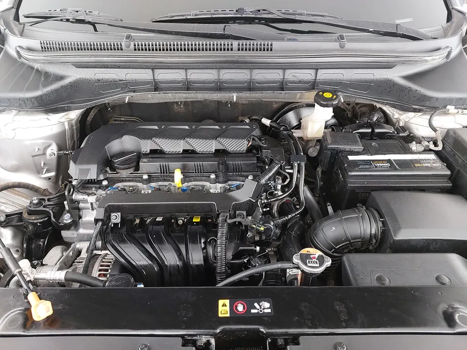 2023 كيا Carens LX S2 