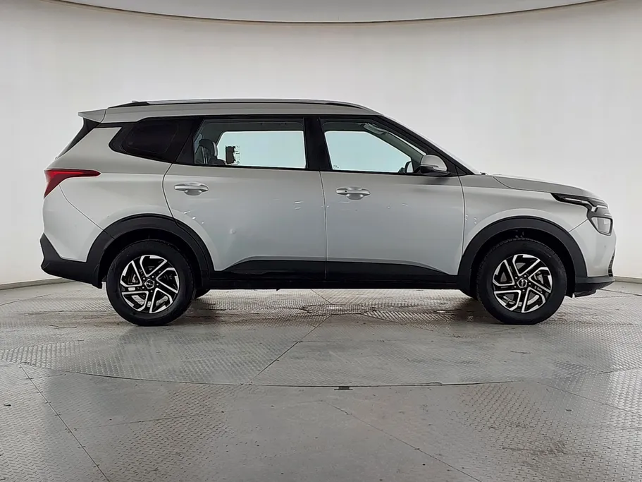 2023 كيا Carens LX S2 