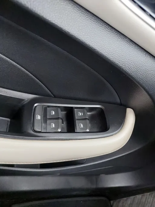 2022 MG 5 STD 