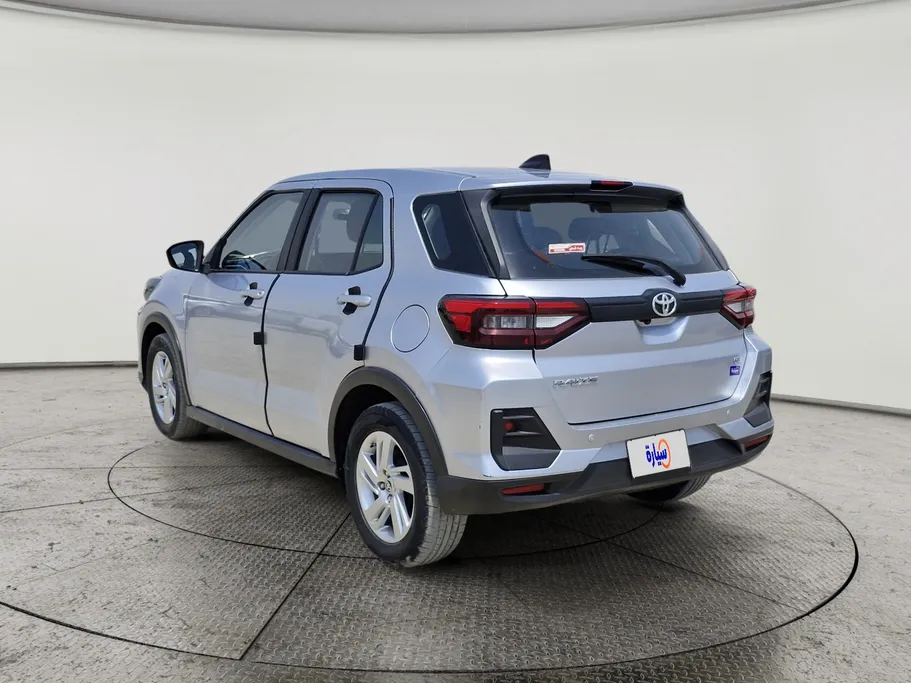 2023 Toyota Raize XLE 