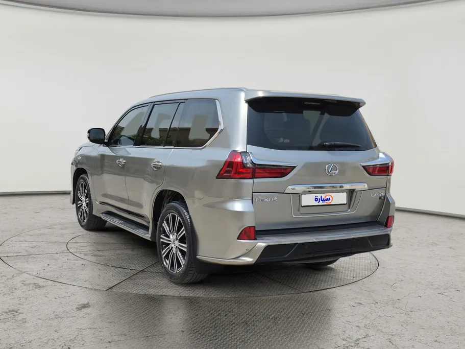 2020 Lexus LX 570 
