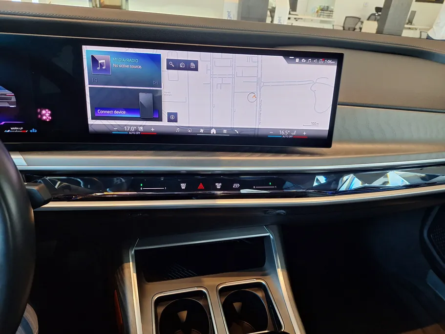 بي ام دبليو الفئة السابعة 735i 2023 