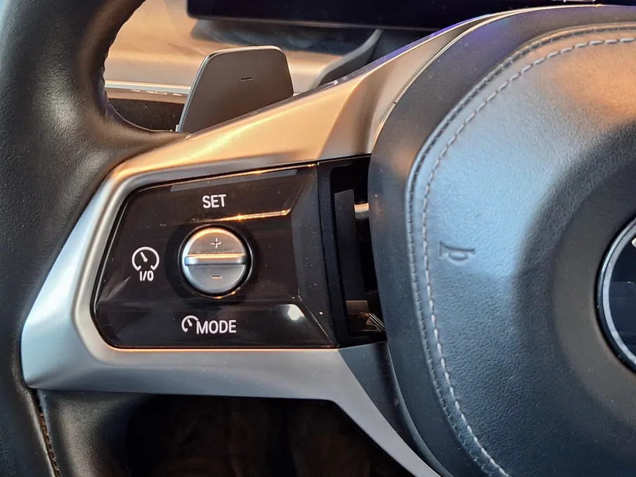 بي ام دبليو الفئة السابعة 735i 2023 