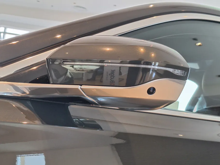 بي ام دبليو الفئة السابعة 735i 2023 