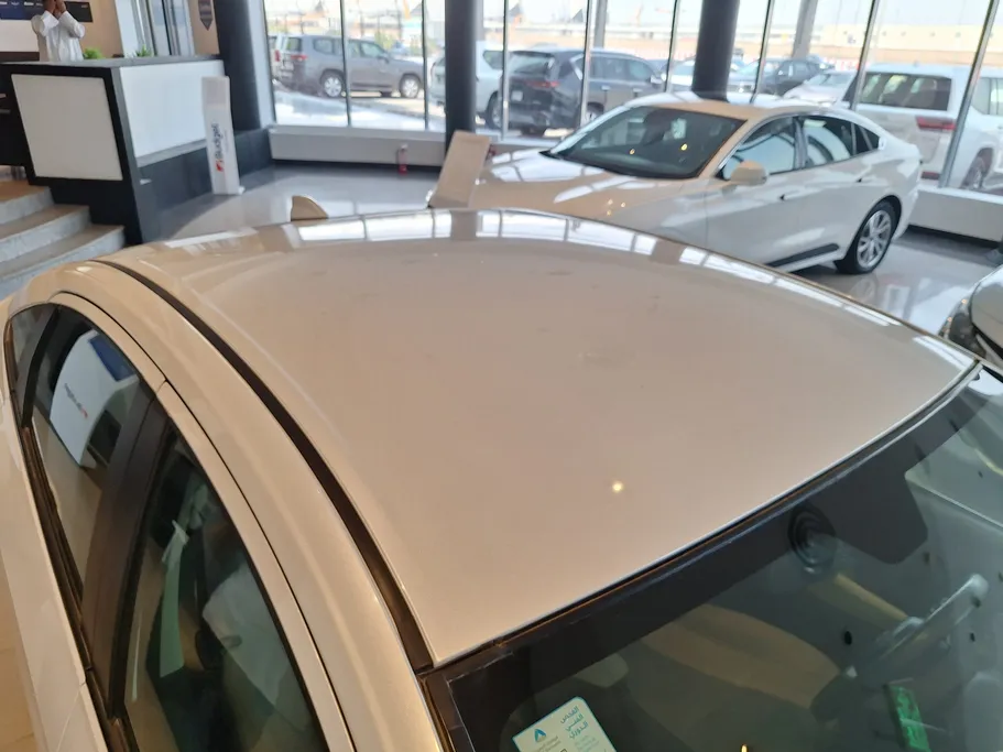 2023 Toyota Yaris  Y 