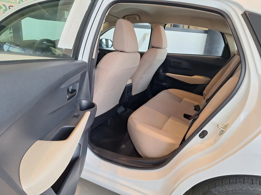 2023 Toyota Yaris  Y 