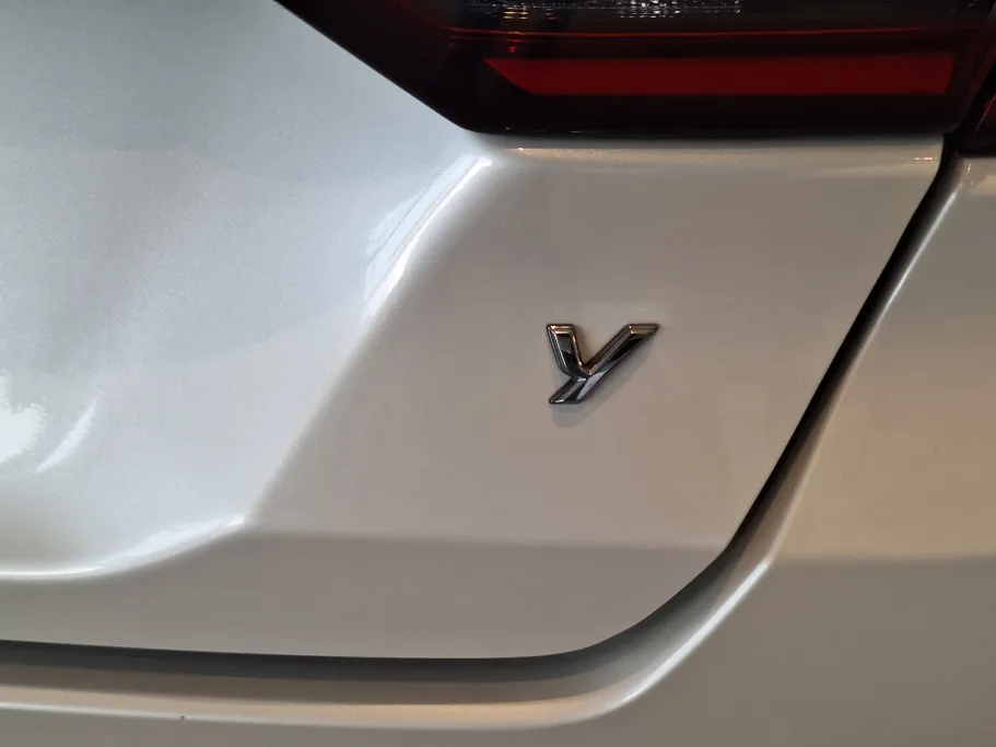 2023 Toyota Yaris  Y 
