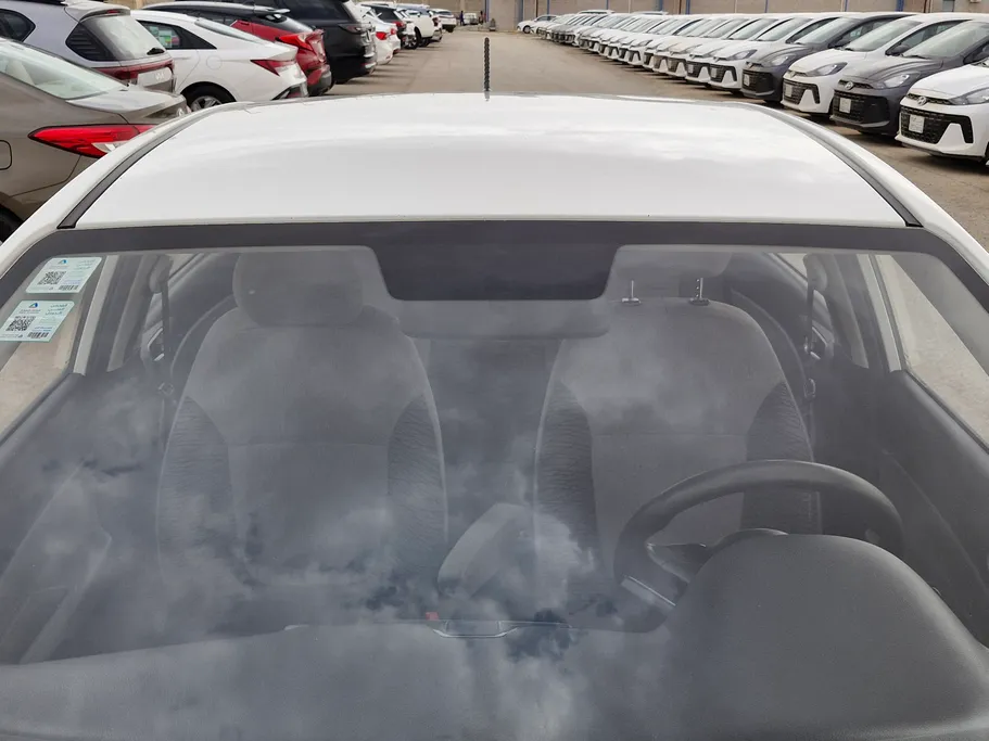 2022 Kia Pegas LX 