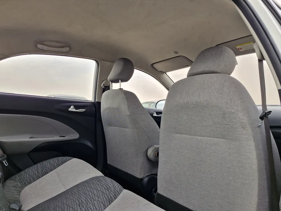 2022 Kia Pegas LX 