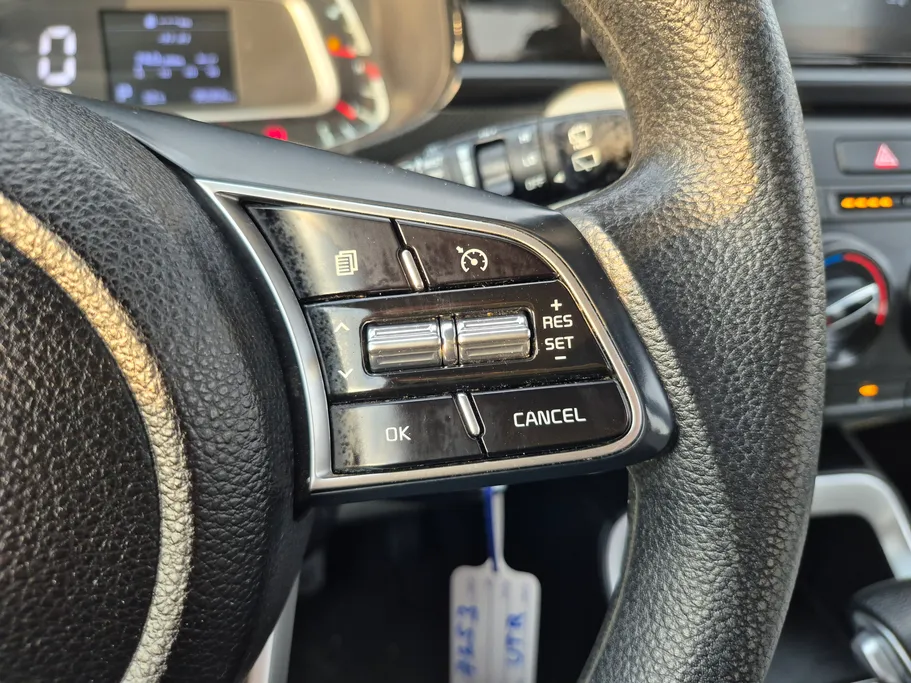 2023 Kia SONET GL 