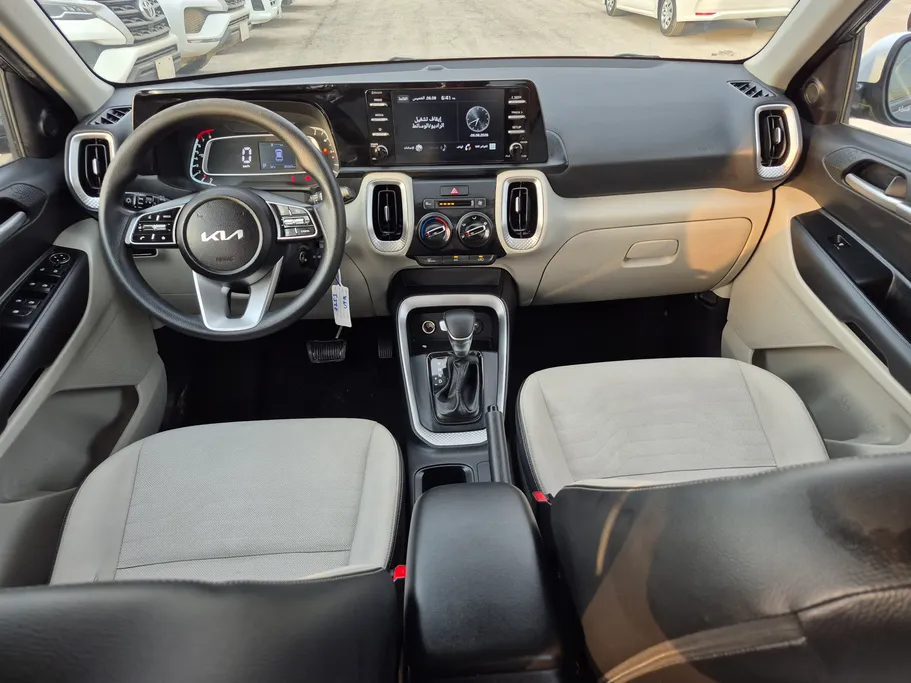 2023 Kia SONET GL 