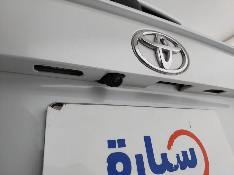 تويوتا راف فور LE 2023 