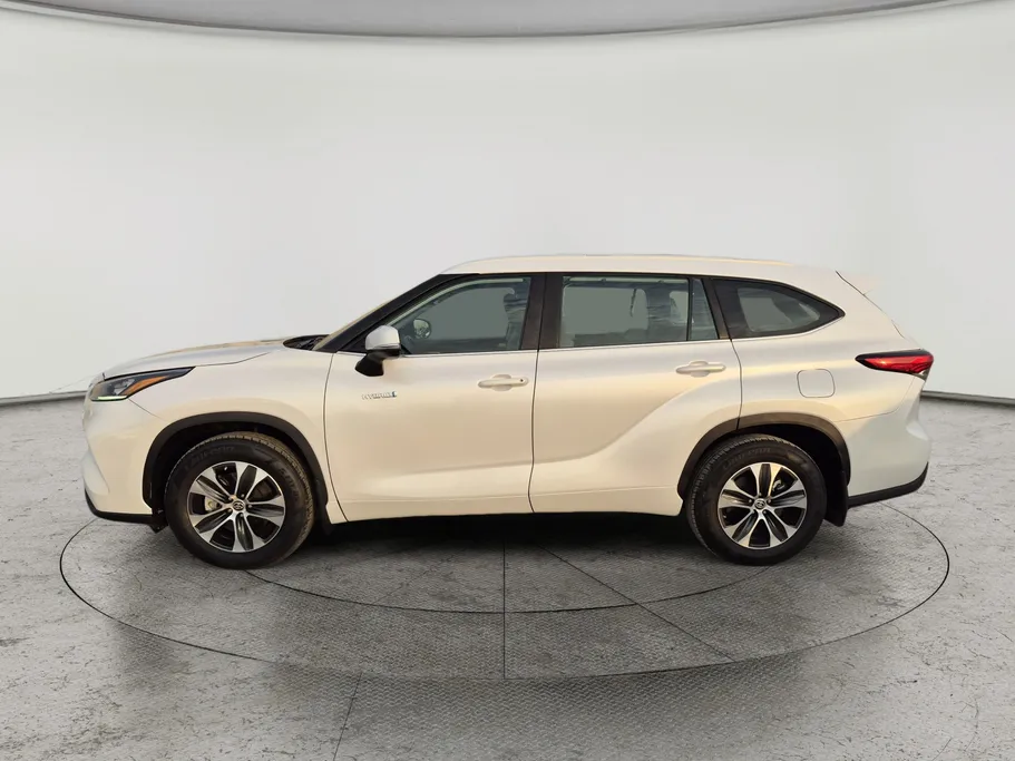 2023 Toyota Highlander GLE 