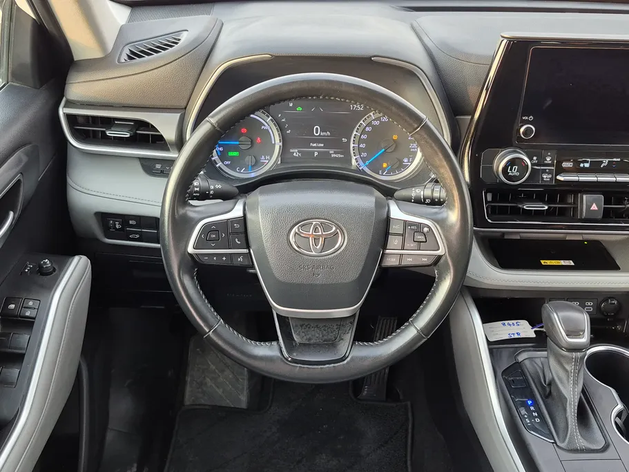 2023 Toyota Highlander GLE 