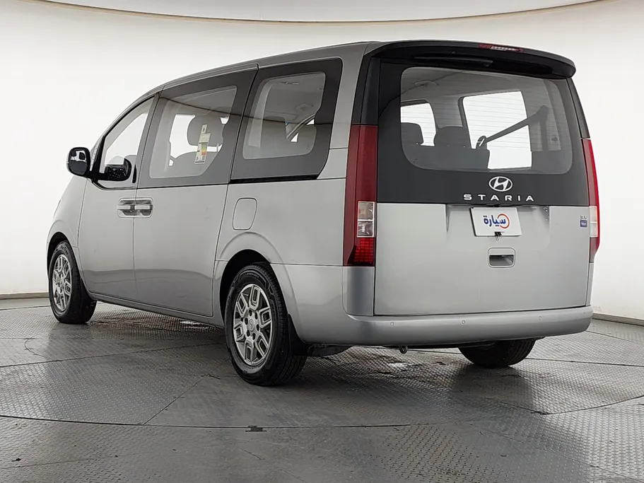 2024 Hyundai Staria Smart 9 ST 