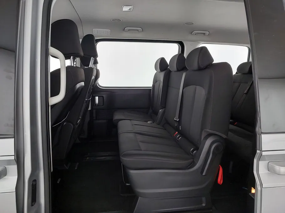 2024 Hyundai Staria Smart 9 ST 