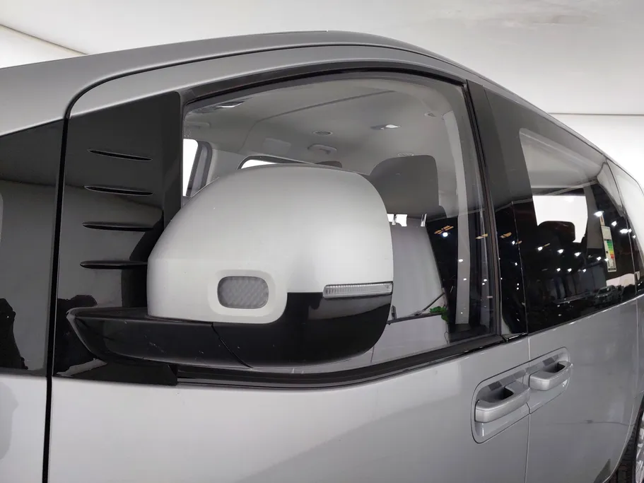 2024 Hyundai Staria Smart 9 ST 