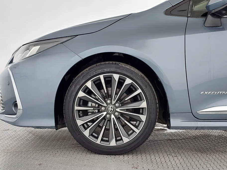 2024 Toyota Corolla XLI Executive Moonroof 
