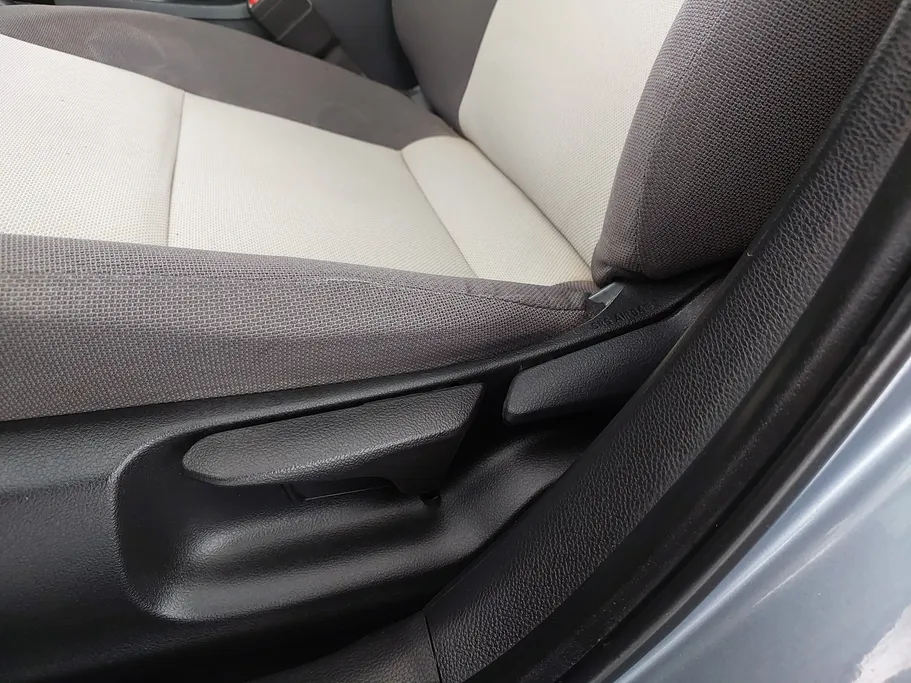 2024 Toyota Corolla XLI Executive Moonroof 