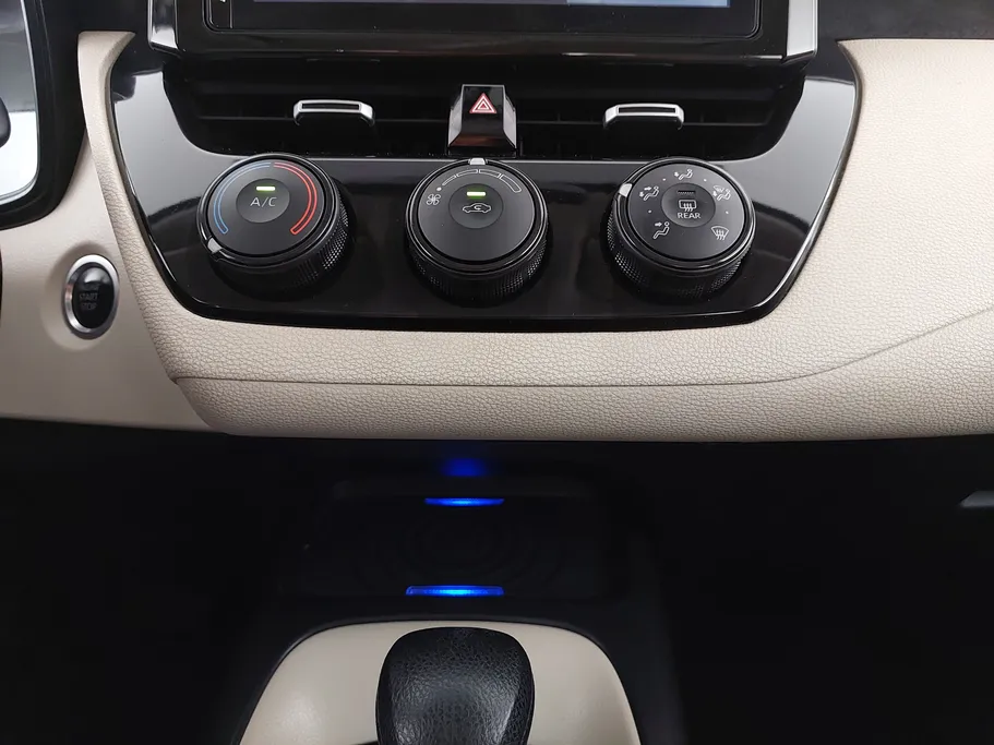 2024 Toyota Corolla XLI Executive Moonroof 