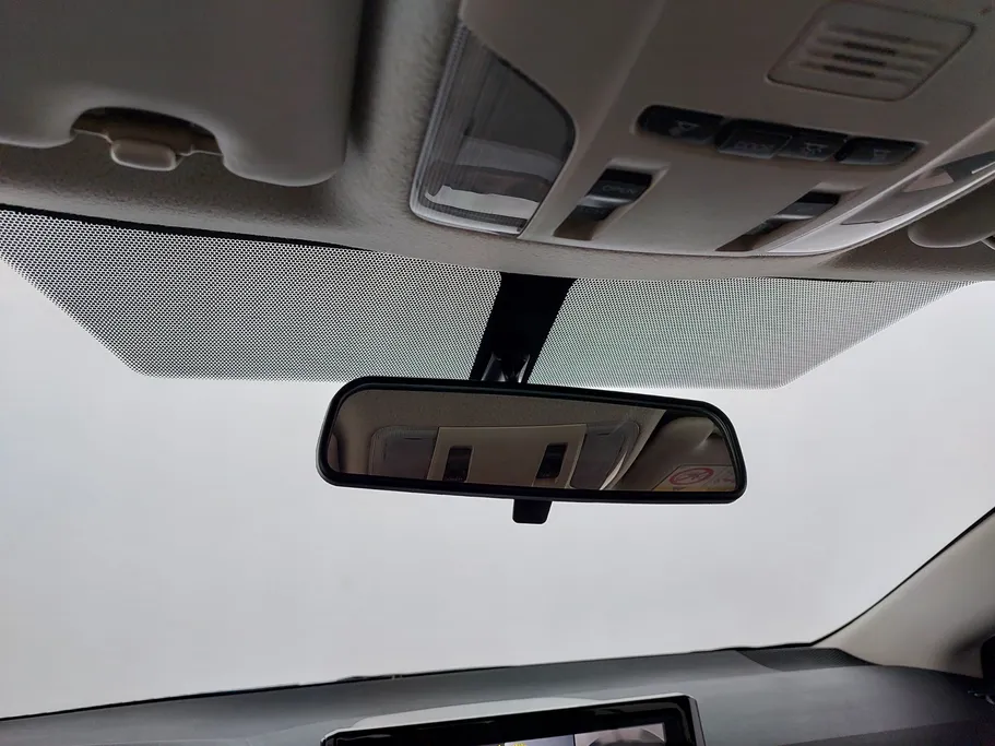2024 Toyota Corolla XLI Executive Moonroof 