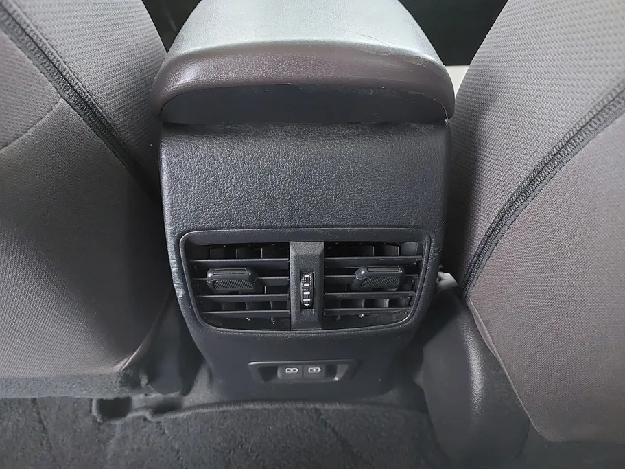 2024 Toyota Corolla XLI Executive Moonroof 
